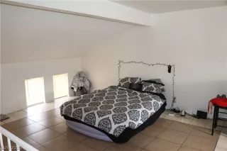 Photo #4: 2077009 Listing 