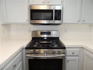 Photo #1: 2077114 Listing