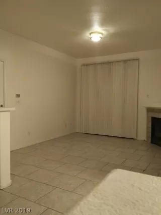 Photo #2: 2077119 Listing