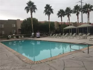 Photo #1: 2077145 Listing