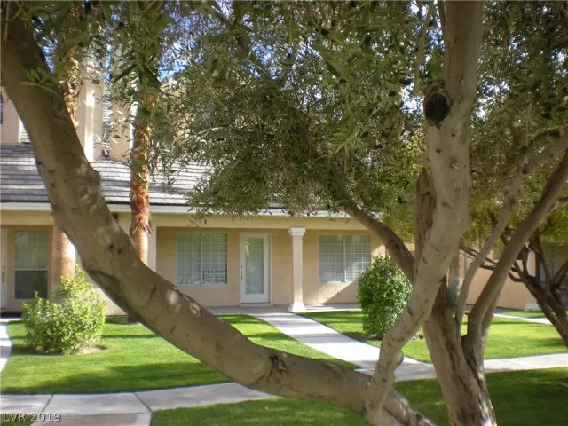 MLS: 2077236 Condo For Sale