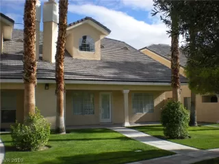 Photo #3: 2077236 Listing 