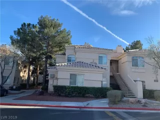 Photo #5: 2077290 Listing