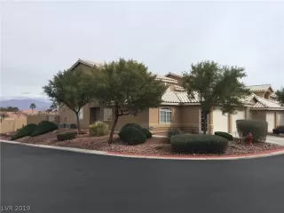 Photo #2: 2077294 Listing 