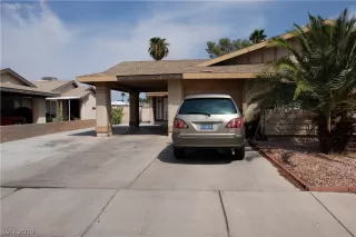 Photo #3: 2077345 Listing 