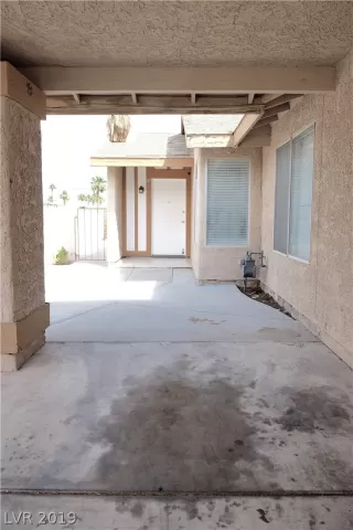 Photo #5: 2077345 Listing 