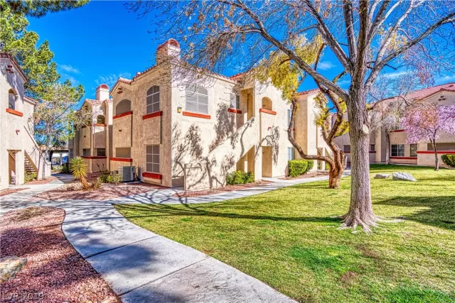 MLS: 2077362 Condo For Sale