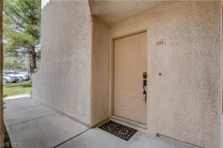 Photo #2: 2077436 Listing