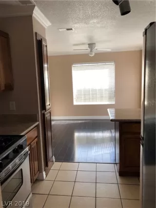 Photo #1: 2077493 Listing