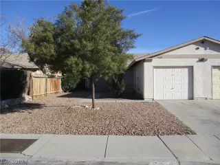 Photo #1: 2077669 Listing 