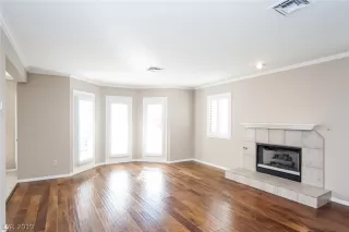 Photo #6: 2077673 Listing