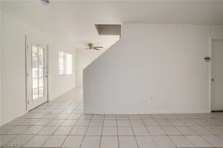 Photo #2: 2077677 Listing 