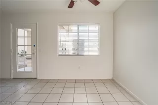 Photo #5: 2077677 Listing 