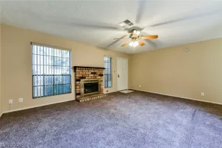 Photo #1: 2077692 Listing 