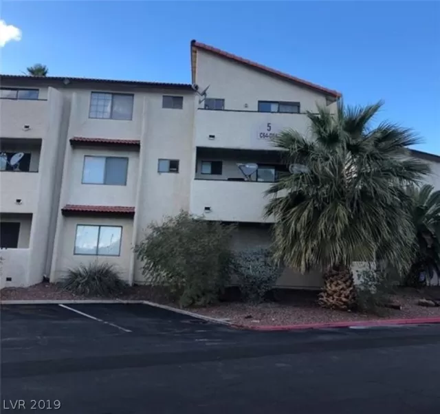 MLS: 2077753 Condo For Sale