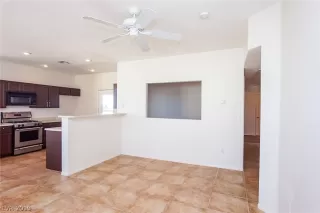 Photo #2: 2077754 Listing 