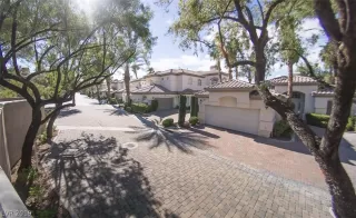Photo #1: 2077775 Listing