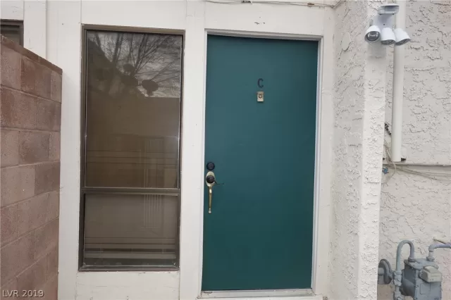 MLS: 2077863 Condo For Sale