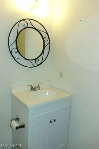 Photo #6: 2077863 Listing 