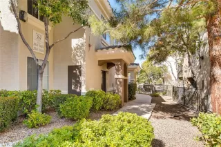 Photo #1: 2077870 Listing