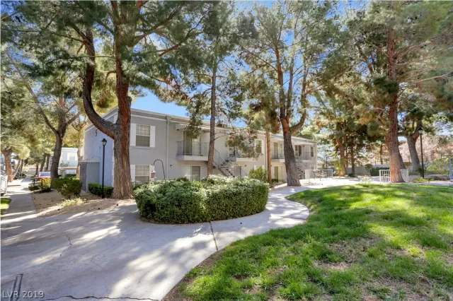 MLS: 2078048 Condo For Sale