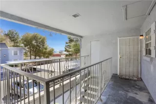 Photo #4: 2078048 Listing