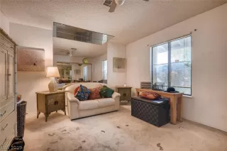 Photo #6: 2078065 Listing 