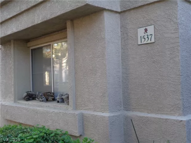 MLS: 2078071 Condo For Sale