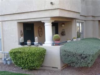 Photo #2: 2078071 Listing