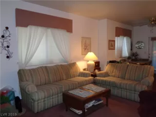 Photo #3: 2078071 Listing