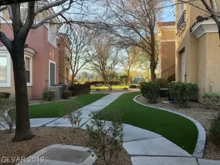 Photo #1: 2078127 Listing 