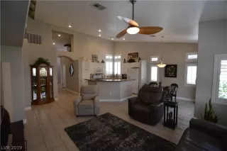 Photo #1: 2078161 Listing