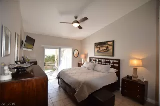 Photo #5: 2078161 Listing