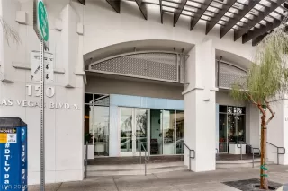 Photo #2: 2078186 Listing