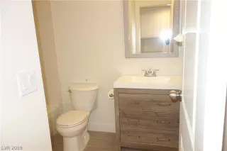 Photo #5: 2078190 Listing 