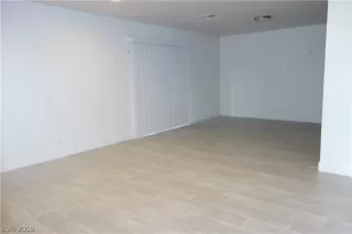 Photo #6: 2078190 Listing 