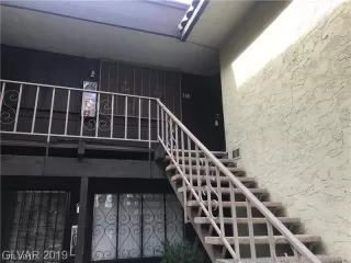 Photo #2: 2078202 Listing 