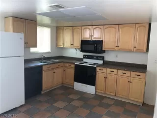 Photo #4: 2078249 Listing