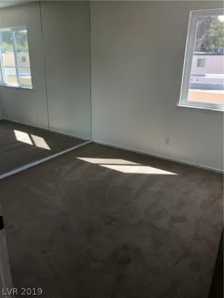 Photo #6: 2078249 Listing