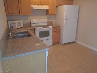 Photo #4: 2078286 Listing 