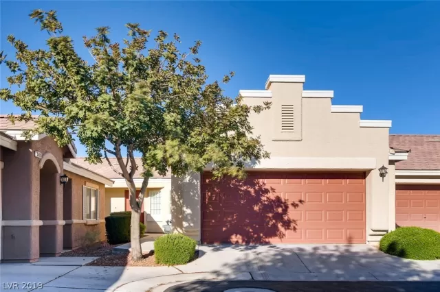 MLS: 2078303 Condo For Sale