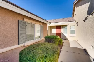 Photo #1: 2078303 Listing