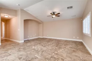 Photo #2: 2078303 Listing