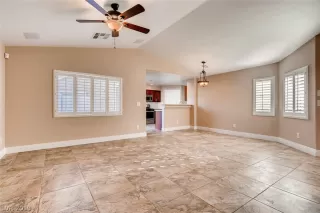 Photo #4: 2078303 Listing