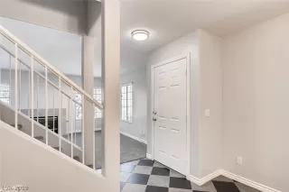 Photo #1: 2078373 Listing