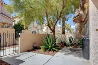 Photo #1: 2078408 Listing