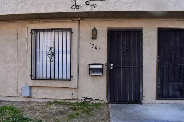 MLS: 2078447 Condo For Sale