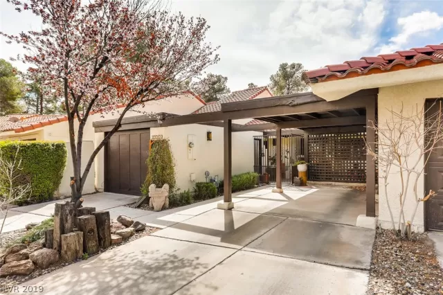 MLS: 2078453 Condo For Sale