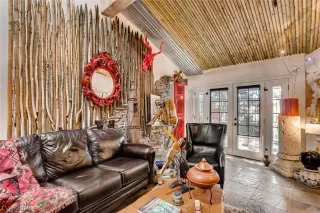 Photo #6: 2078453 Listing