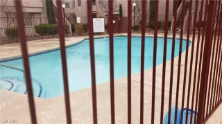 Photo #2: 2078560 Listing